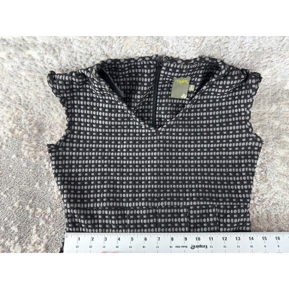 Taylor Sz S Geometric Knee Length Fit Flared Dress Black Gray Sleeveless V Neck - Picture 5 of 9